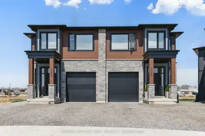 7384 Splendour Drive, Niagara Falls, On L2h 3v8