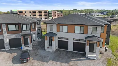 7392 Splendour Drive, Niagara Falls, On L2h 3v7