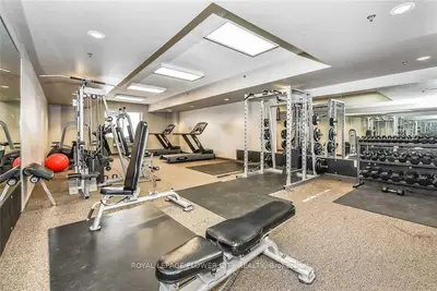 8 Hickory Street 703, Waterloo, On N2l 3h6