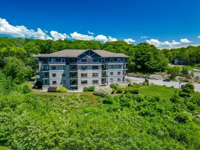 Common Element Condo in Parry Sound