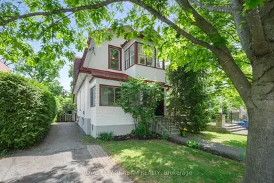 Detached in Carlingwood - Westboro and Area