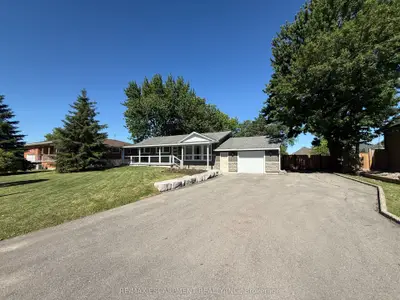 99 Byron Avenue, Hamilton, On L8j 2t2
