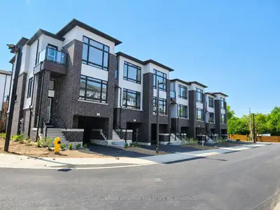 Condo Townhouse in St. Catharines