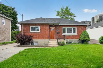 Detached in Overbrook - Castleheights and Area