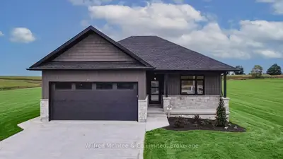 38 Galen Street, South Bruce, On N0g 2s0