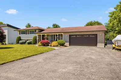 Detached in Wilmot