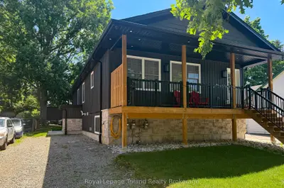 Duplex in Woodstock