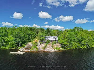 Detached in Trent Lakes