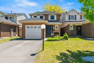 Detached in Kanata