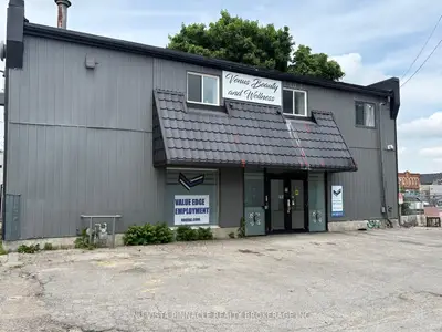 389 Lyle Street, London East, On N5w 3r6