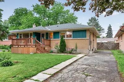 Detached in Hamilton