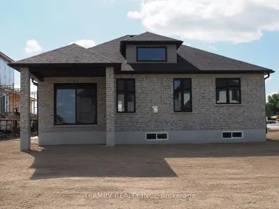 17 Darrow Drive, Tillsonburg, On N4g 1c4