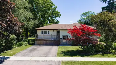 Detached in Goderich