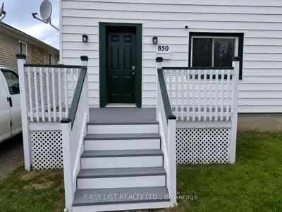 850 St Marys Street, Peterborough, On K9j 4h5