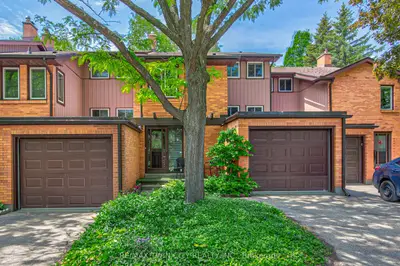Condo Townhouse in Waterloo
