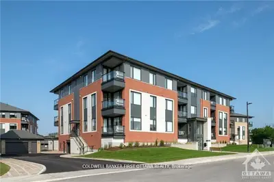 Condo Apartment in Manor Park - Cardinal Glen and Area