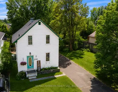 Detached in Pembroke