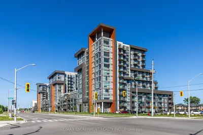 Condo Apartment in Hamilton