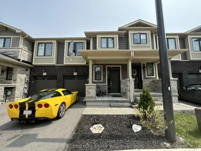 Att/Row/Townhouse in Hamilton