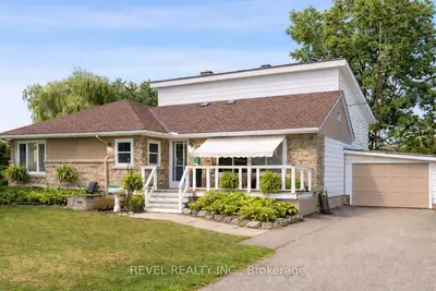 Detached in Thorold