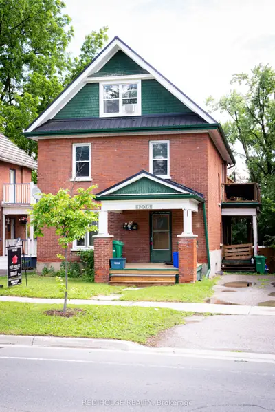 Triplex in Peterborough