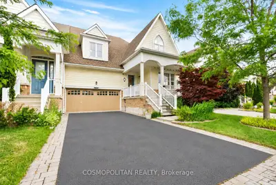 Att/Row/Townhouse in Niagara Falls
