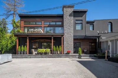Upper Level in Kawartha Lakes