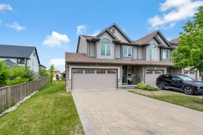 Condo Townhouse in London South