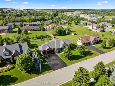 6 Masters Creek Boulevard, Mono, On L9w 6l7