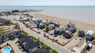 374 Edith Cavell Boulevard 3, Central Elgin, On N5l 1e5