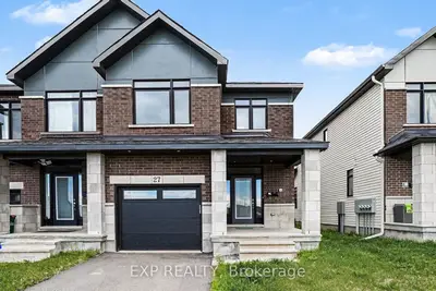 Att/Row/Townhouse in Blossom Park - Airport and Area