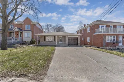 Detached in Kitchener