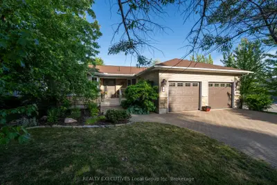Detached in North Bay