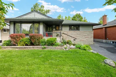 Detached in Elmvale Acres and Area