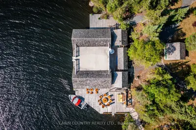 Detached in Kenora Remote Area