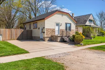 Detached in Strathroy-Caradoc