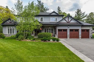 Detached in Hamilton