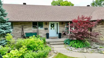 29 Wallace Street, Quinte West, On K0k 2c0