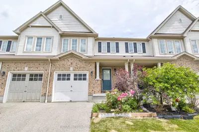 Att/Row/Townhouse in Woolwich