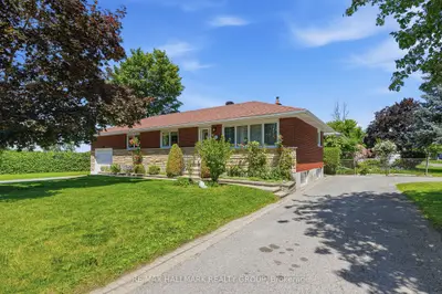 Detached in Overbrook - Castleheights and Area