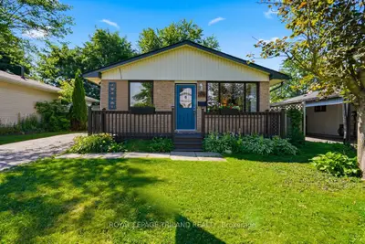 Detached in London South