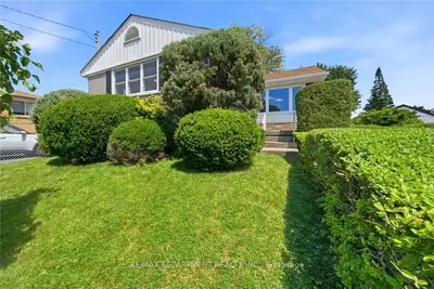 89 Charlotte Street, Hamilton, On L9k 4v3