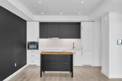 Condo Apartment in Kitchener