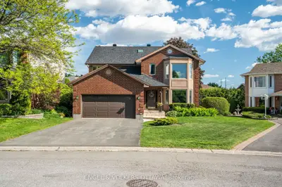 Detached in Kanata
