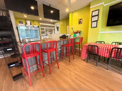 486 James Street N, Hamilton, On L8l 1j1