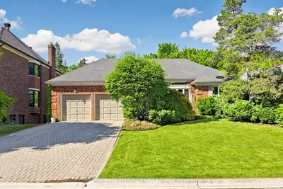 Detached in Hamilton