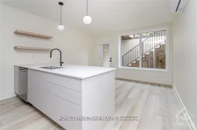 13B FIFTH Avenue 2, Glebe - Ottawa East and Area, ON K1S 2M2