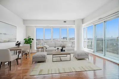 Condo Apartment in Vanier and Kingsview Park