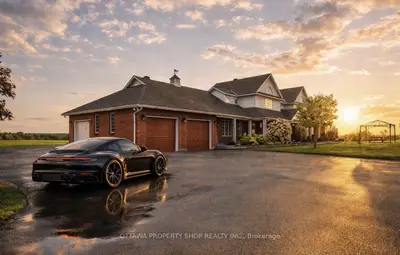 Detached in Constance Bay - Dunrobin - Kilmaurs - Woodlawn