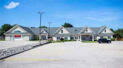 617 King Street N, Waterloo, On N2v 2n3